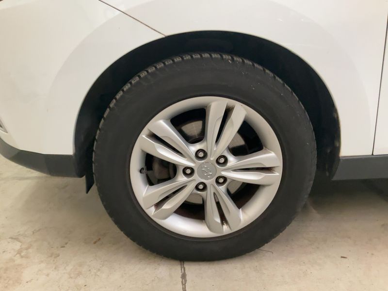 Hyundai ix35 1.6 Classic 2WD 2010 – снимка 3