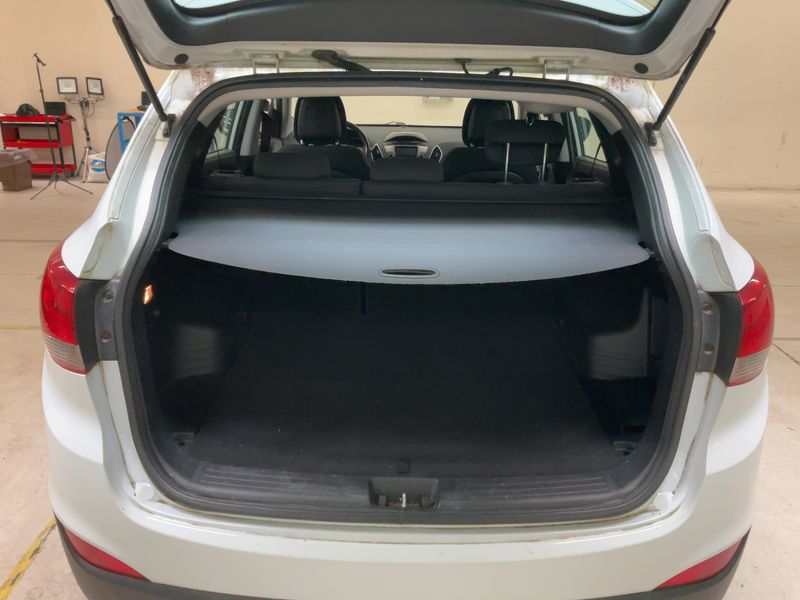 Hyundai ix35 1.6 Classic 2WD 2010 – снимка 15