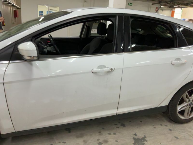 Ford Focus 1.6 TDCi Titanium 2015 – снимка 4