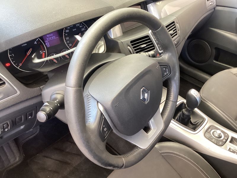 Renault Laguna 1.5 dCi Dynamique TomTom 2011 – снимка 25