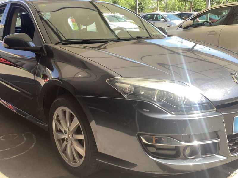 Renault Laguna 1.5 dCi Dynamique TomTom 2011 – снимка 12