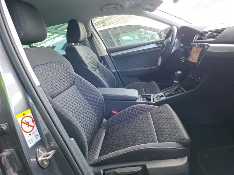 Skoda Superb 2.0 TDI Business 2023 – снимка 9