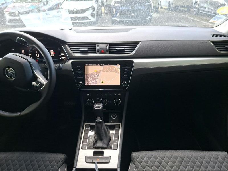 Skoda Superb 2.0 TDI Business 2023 – снимка 10