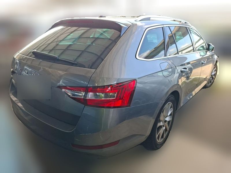 Skoda Superb 2.0 TDI Business 2023 – снимка 5