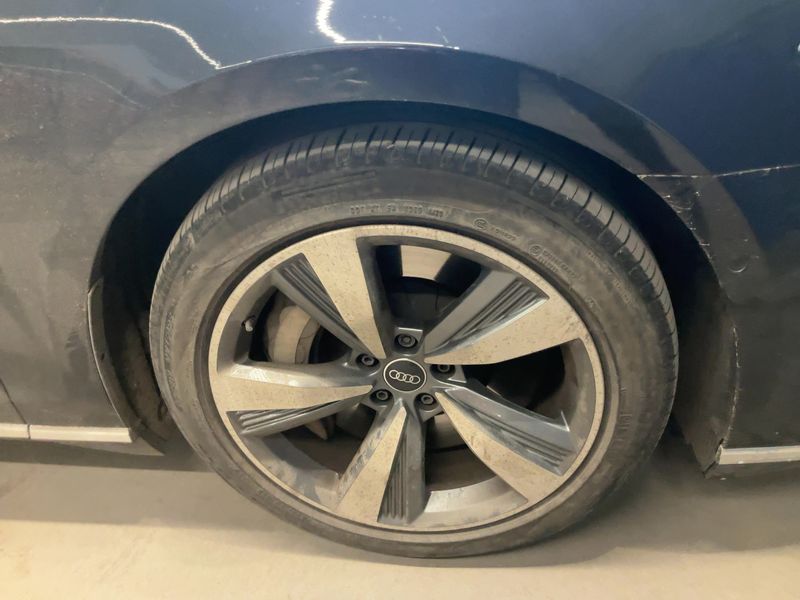 Audi A8 60 TFSIe quattro 2021 – снимка 11