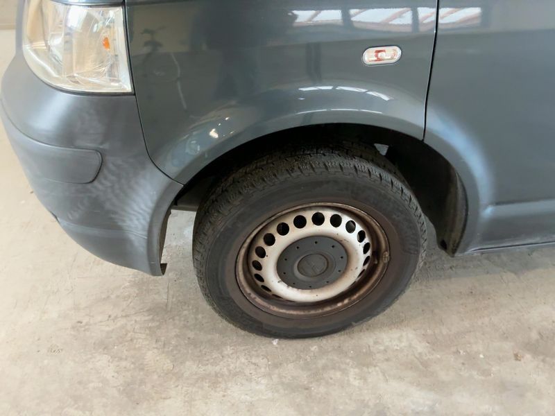 Volkswagen T5 Kombi 2.0 2009 – снимка 3