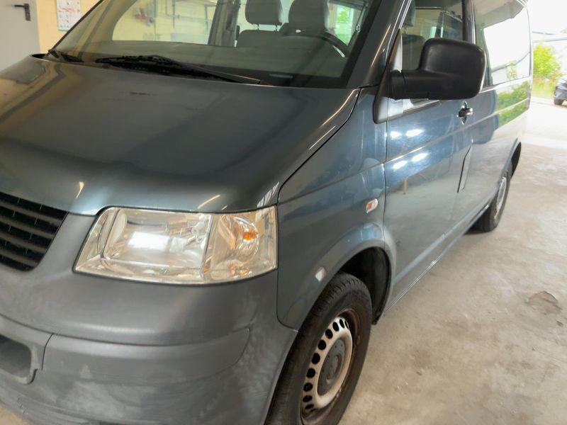Volkswagen T5 Kombi 2.0 2009 – снимка 2