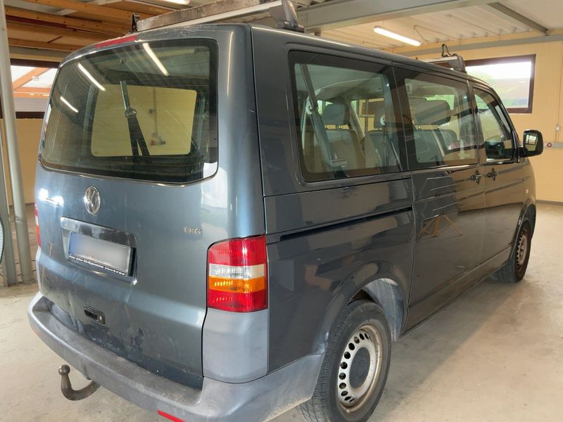 Volkswagen T5 Kombi 2.0 2009 – снимка 8