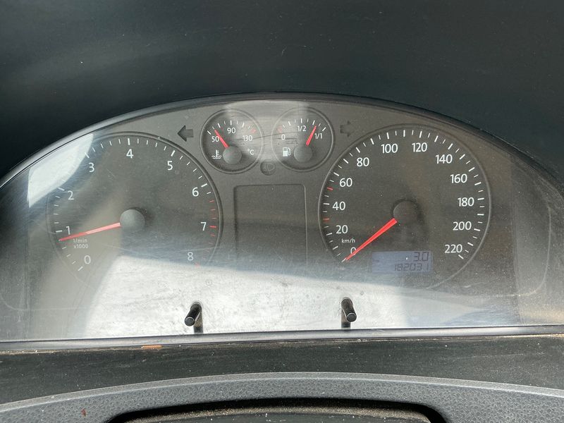 Volkswagen T5 Kombi 2.0 2009 – снимка 18
