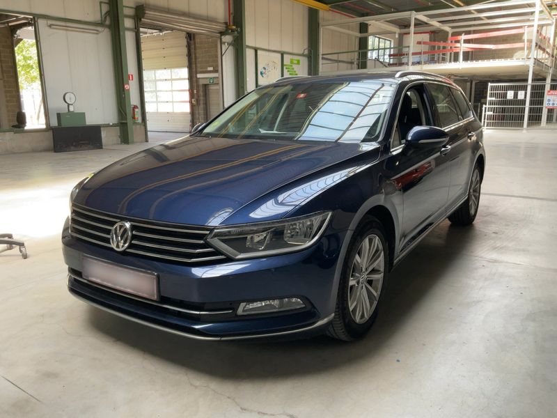 Volkswagen Passat 1.6 TDI Comfortline BlueMotion Tech 2017 – снимка 1