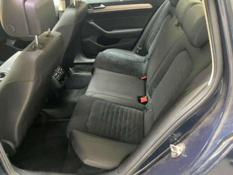 Volkswagen Passat 1.6 TDI Comfortline BlueMotion Tech 2017 – снимка 14