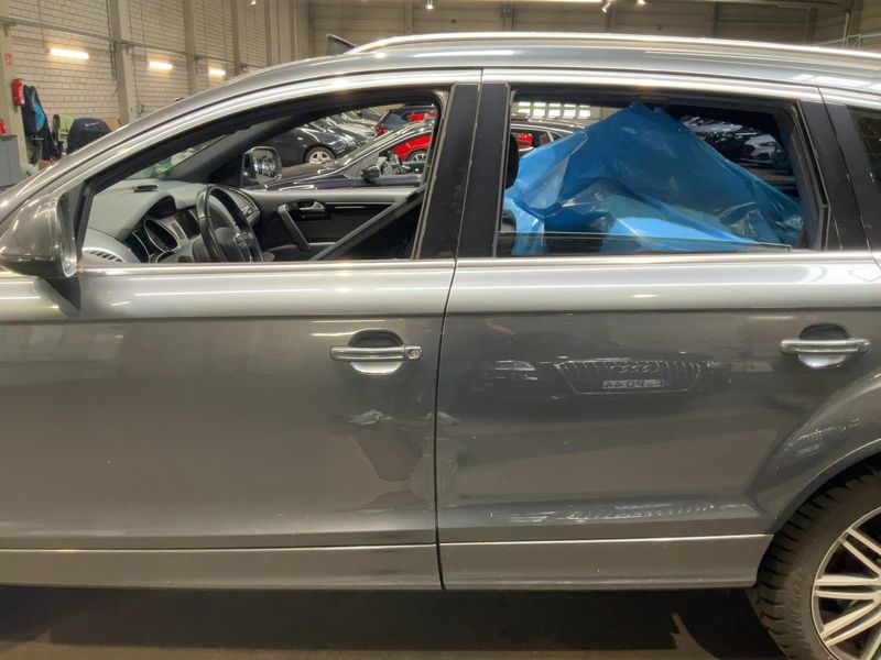 Audi Q7 3.0 V6 TFSI quattro 2011 – снимка 4