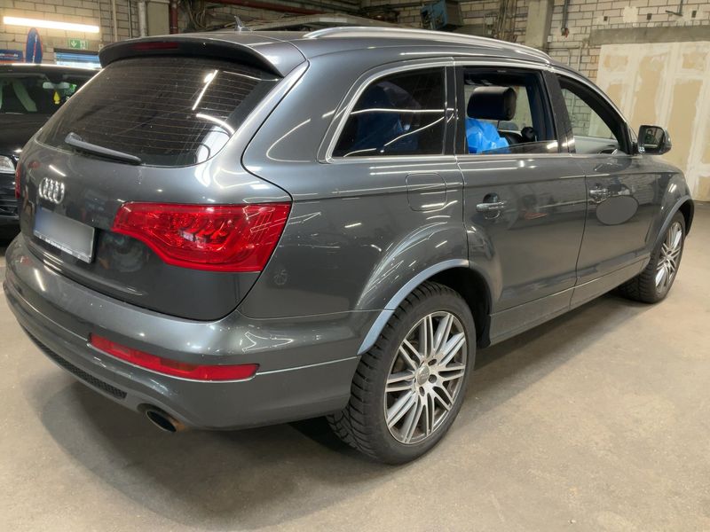 Audi Q7 3.0 V6 TFSI quattro 2011 – снимка 8