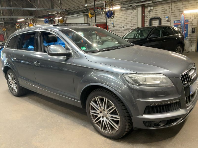 Audi Q7 3.0 V6 TFSI quattro 2011 – снимка 12