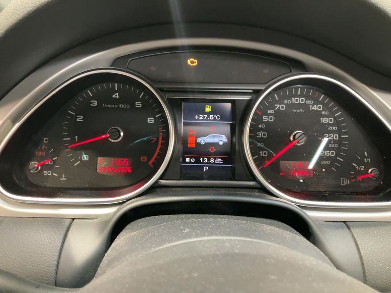Audi Q7 3.0 V6 TFSI quattro 2011 – снимка 19