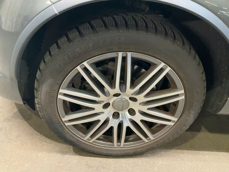 Audi Q7 3.0 V6 TFSI quattro 2011 – снимка 3
