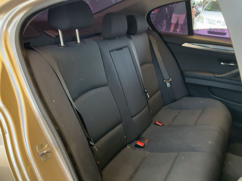 BMW 5er 520d 2016 – снимка 14