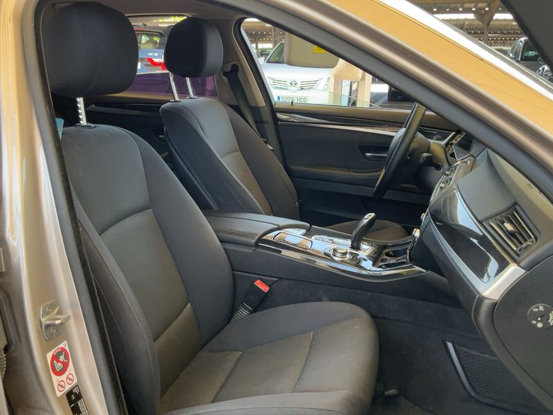 BMW 5er 520d 2016 – снимка 11