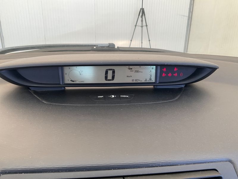Citroen C4 1.6 HDi LX 2009 – снимка 4