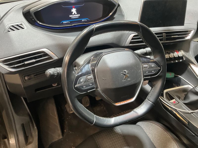 Peugeot 3008 1.5 Blue-HDi Active Business 2019 – снимка 30