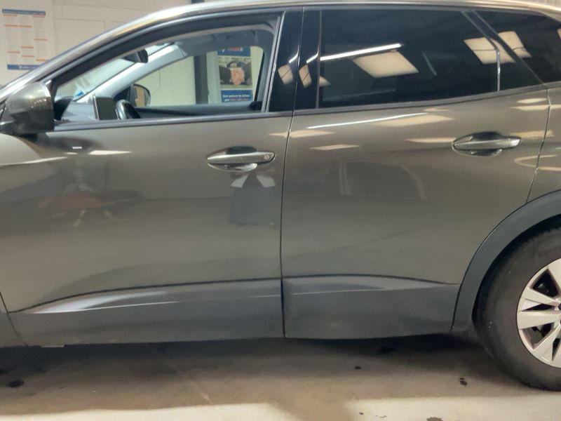 Peugeot 3008 1.5 Blue-HDi Active Business 2019 – снимка 4