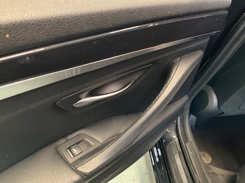 BMW 5er 520d xDrive Lounge Plus 2014 – снимка 23