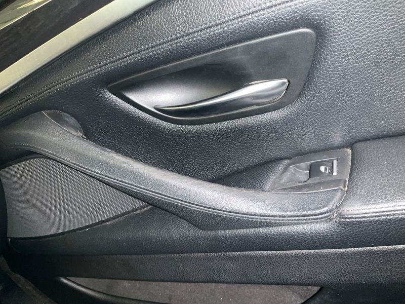 BMW 5er 520d xDrive Lounge Plus 2014 – снимка 27