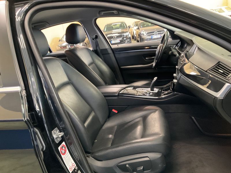 BMW 5er 520d xDrive Lounge Plus 2014 – снимка 11