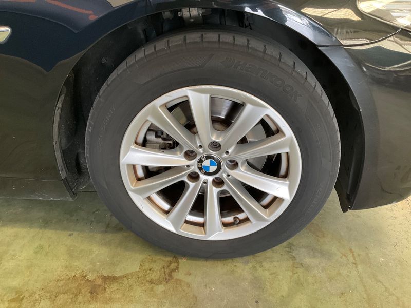 BMW 5er 520d xDrive Lounge Plus 2014 – снимка 20