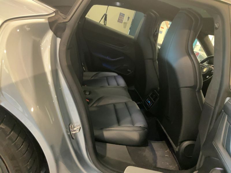 Porsche Taycan Turbo Turbo 2020 – снимка 19