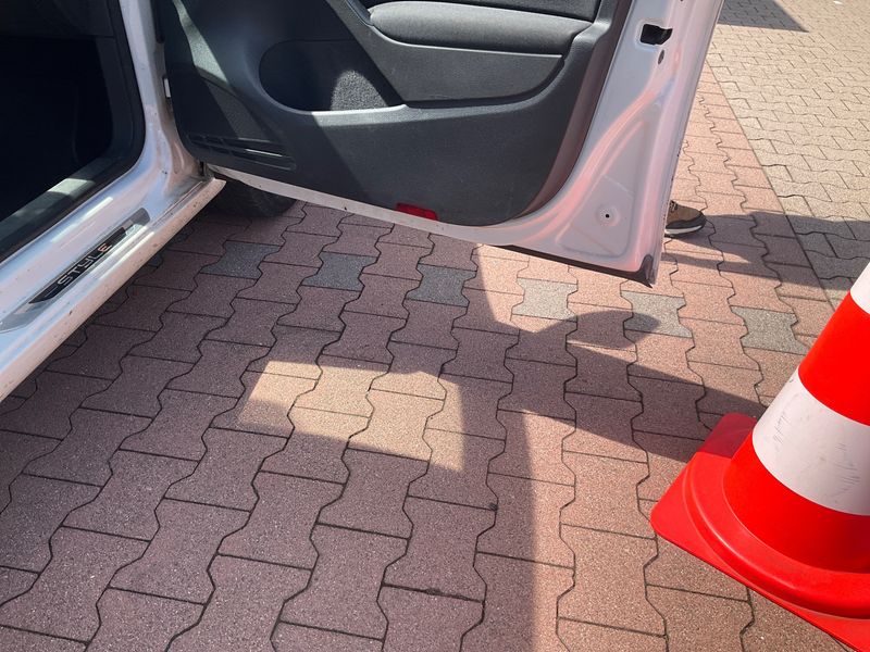 Volkswagen Golf VI 1.6 TDI Style 2011 – снимка на щета 26
