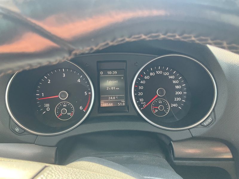 Volkswagen Golf VI 1.6 TDI Style 2011 – снимка 18