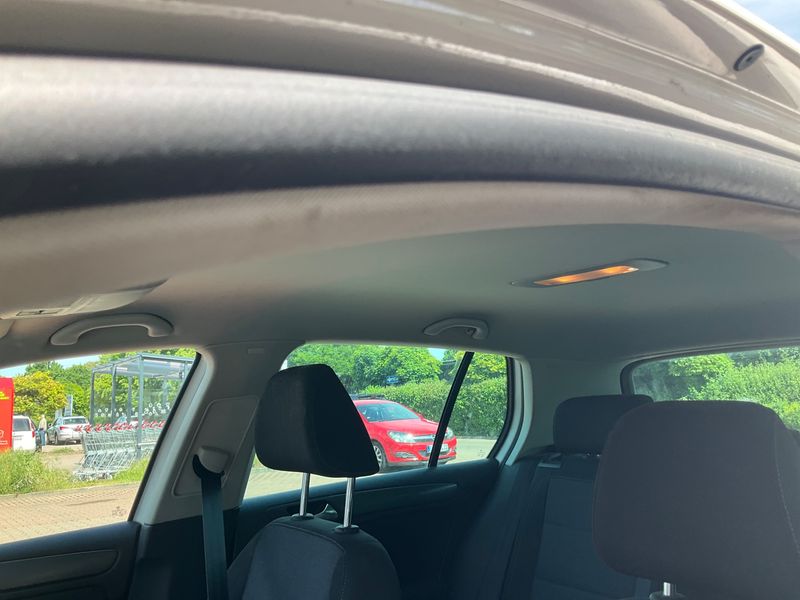 Volkswagen Golf VI 1.6 TDI Style 2011 – снимка на щета 39
