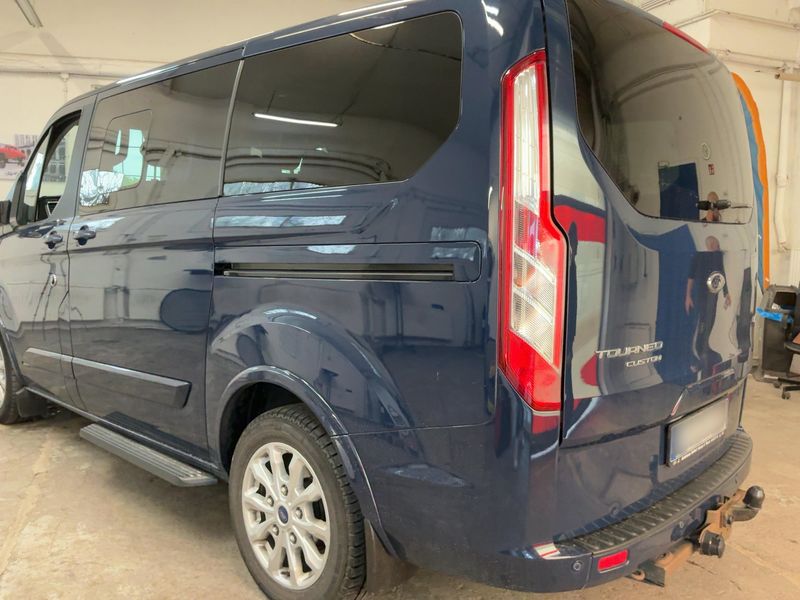 Ford Tourneo Custom 2.0 TDCi Mild-Hybrid 320 L1 Tourneo Titanium 2021 – снимка 6