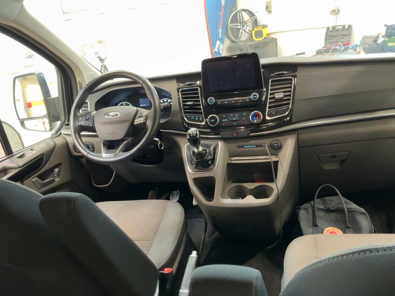 Ford Tourneo Custom 2.0 TDCi Mild-Hybrid 320 L1 Tourneo Titanium 2021 – снимка 18