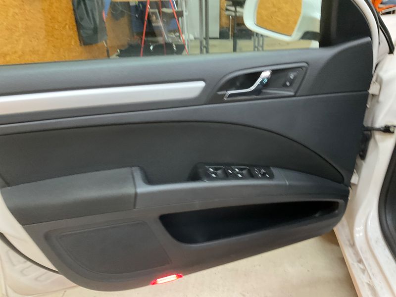Skoda Superb 1.6 TDI Ambition 2014 – снимка 23