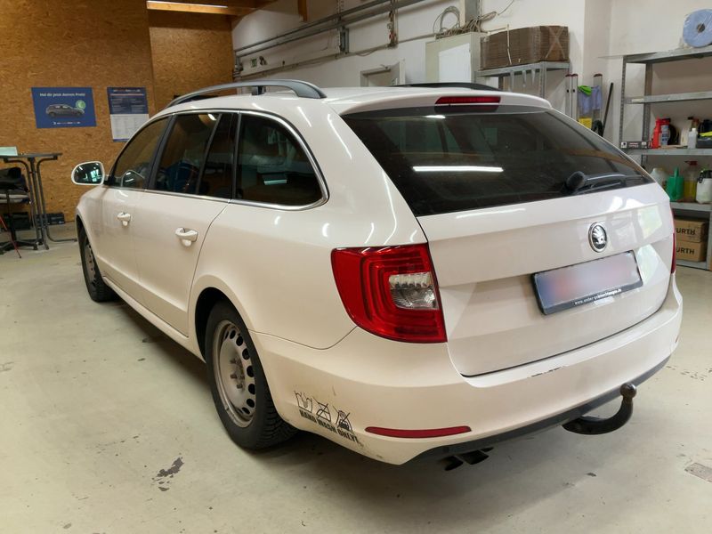 Skoda Superb 1.6 TDI Ambition 2014 – снимка 6