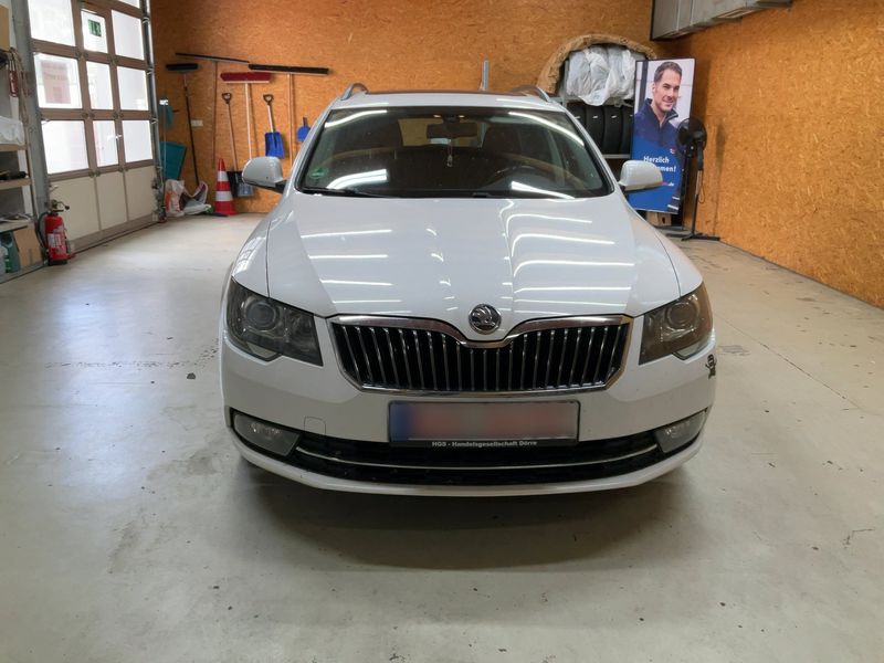 Skoda Superb 1.6 TDI Ambition 2014 – снимка 14