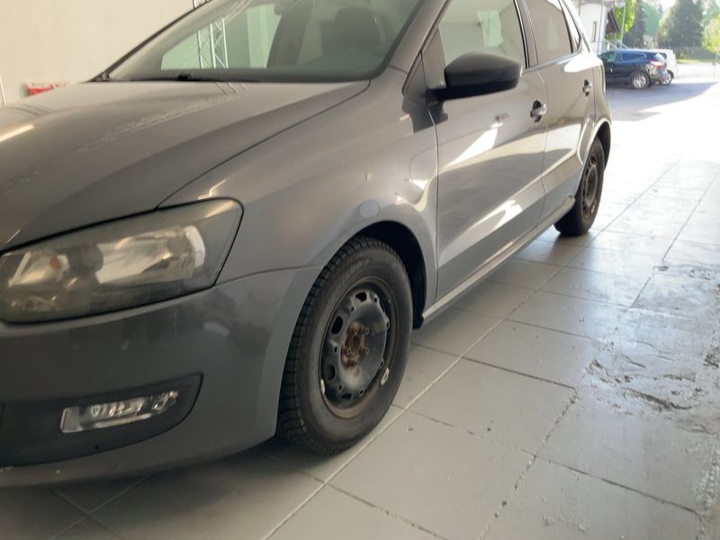 Volkswagen Polo 1.2 TSI Advance 2012 – снимка 2