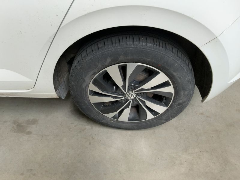 Volkswagen Polo 1.6 TDI Confortline Business 2019 – снимка 5