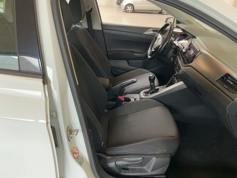 Volkswagen Polo 1.6 TDI Confortline Business 2019 – снимка 16