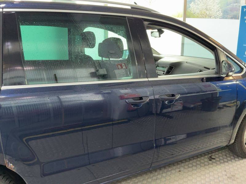Volkswagen Sharan 1.4 TSI Karat BlueMotion Tech 2015 – снимка 10