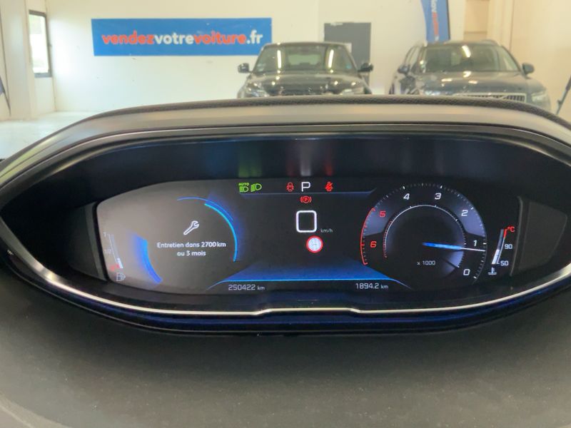 Peugeot 5008 2.0 Blue-HDi Allure Business 2020 – снимка 18