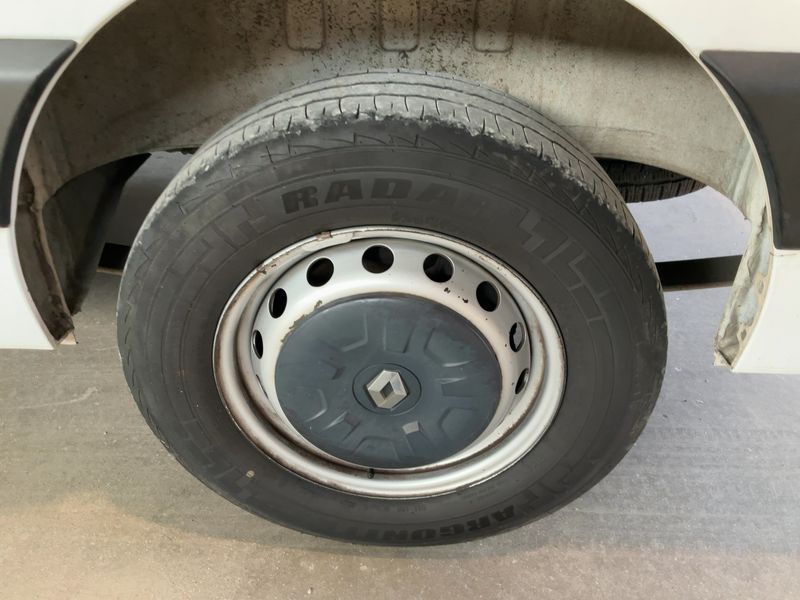 Renault Master 2.3 dCi L2H2 HKa 3,3t 2020 – снимка 5