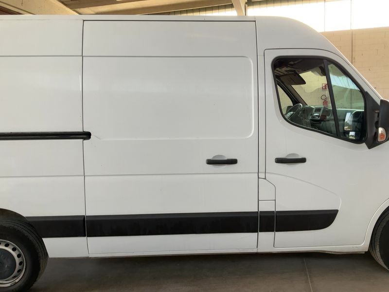 Renault Master 2.3 dCi L2H2 HKa 3,3t 2020 – снимка 10