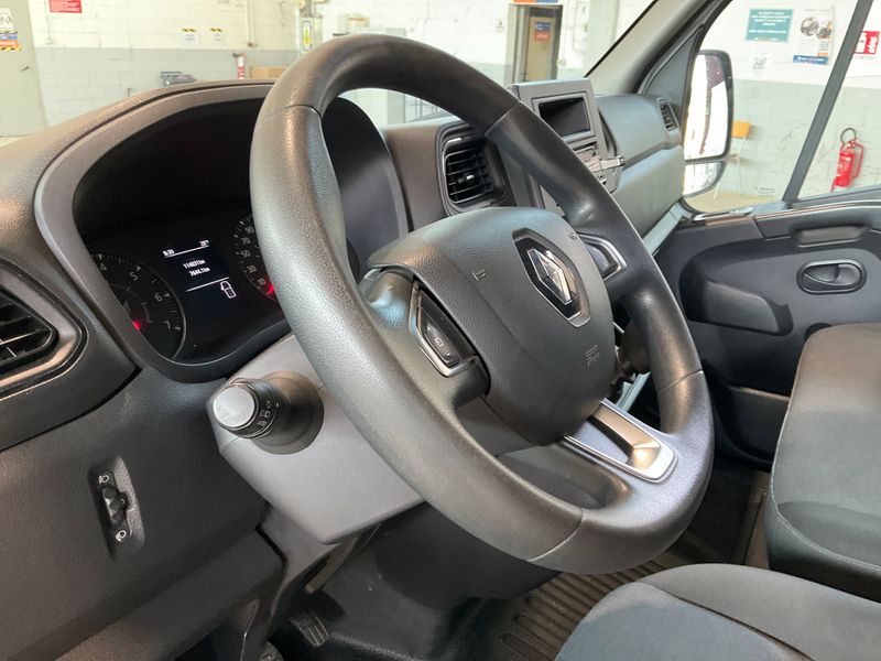 Renault Master 2.3 dCi L2H2 HKa 3,3t 2020 – снимка 21