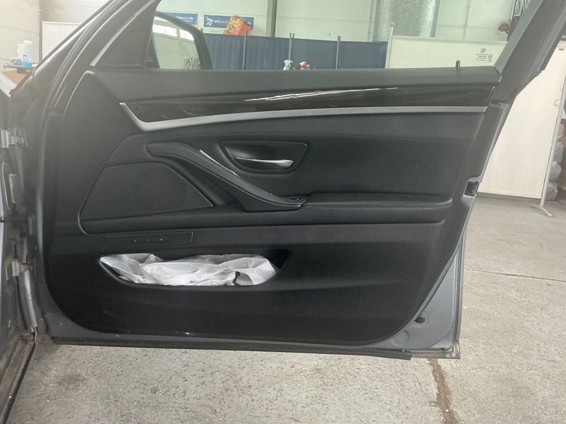BMW 5er 530d 2010 – снимка 32
