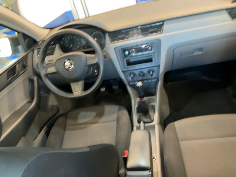 Skoda Rapid Spaceback 1.2 TSI Active 2014 – снимка 18