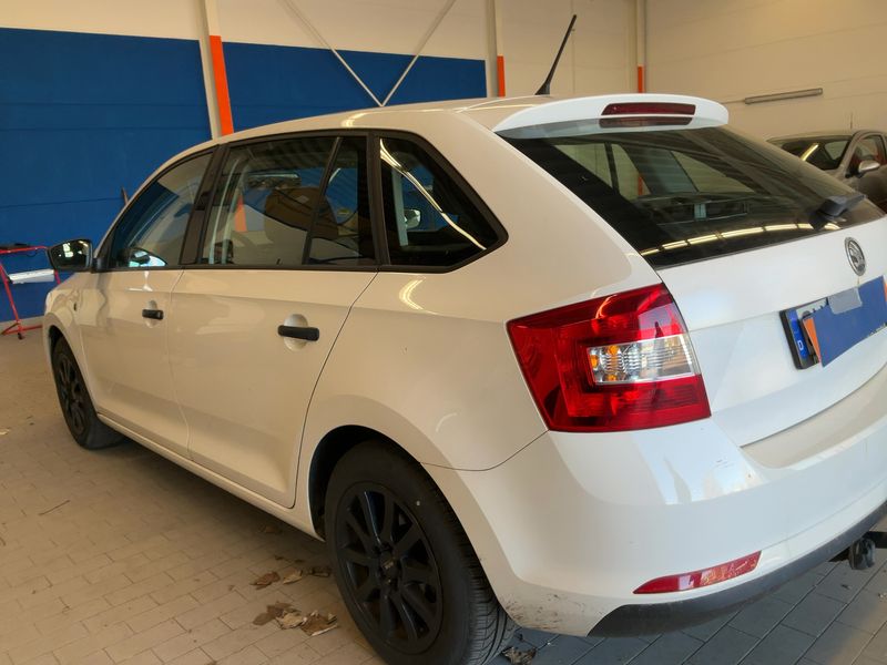 Skoda Rapid Spaceback 1.2 TSI Active 2014 – снимка 6