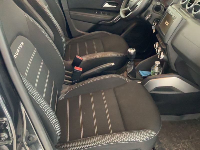 Dacia Duster 1.5 Blue dCi Prestige 2019 – снимка 16
